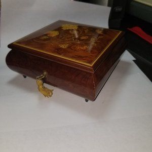Wooden Music/Jewelry box - floral design "Love St